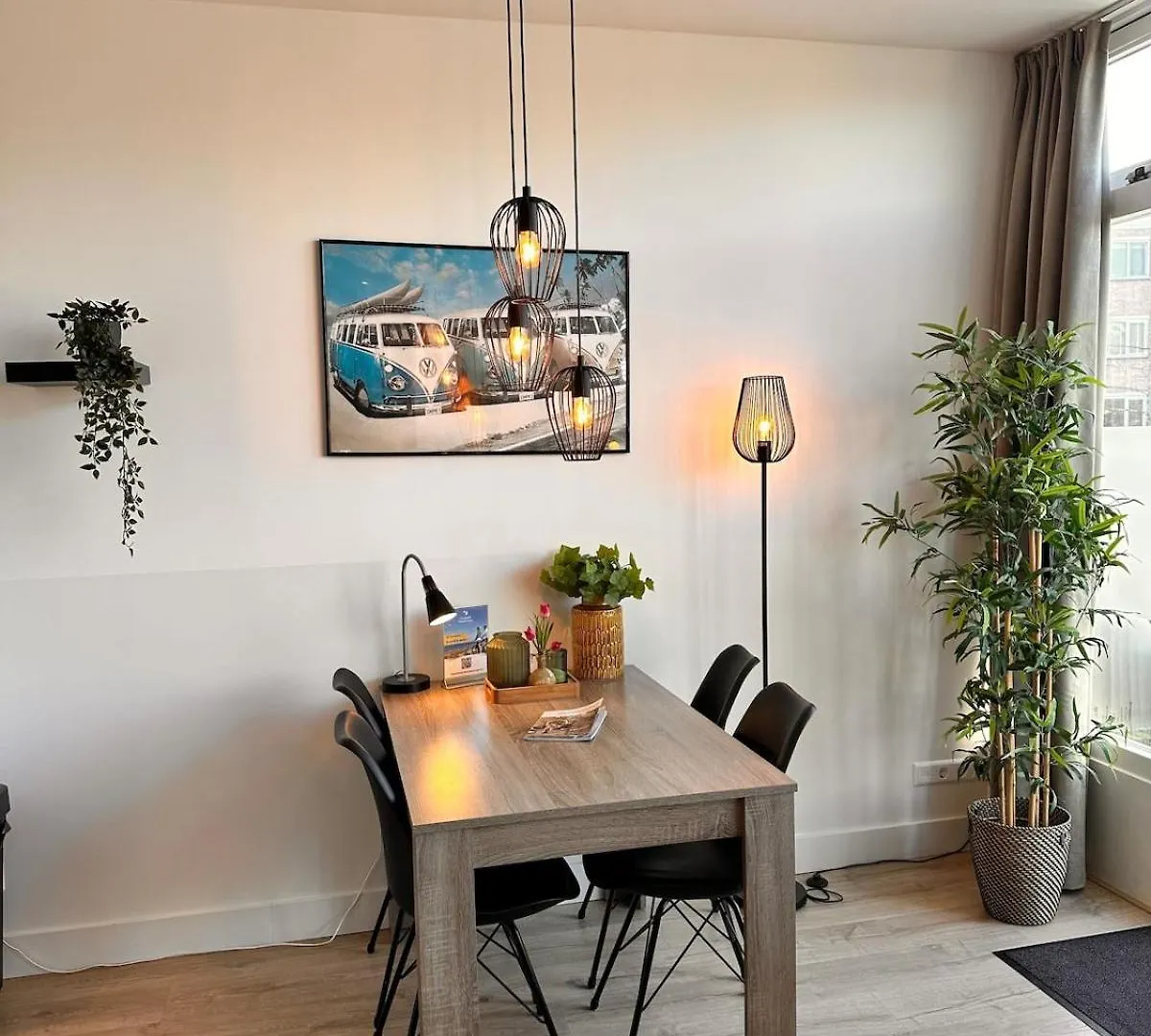 De Schelp 28, Free Parking Daire Zandvoort