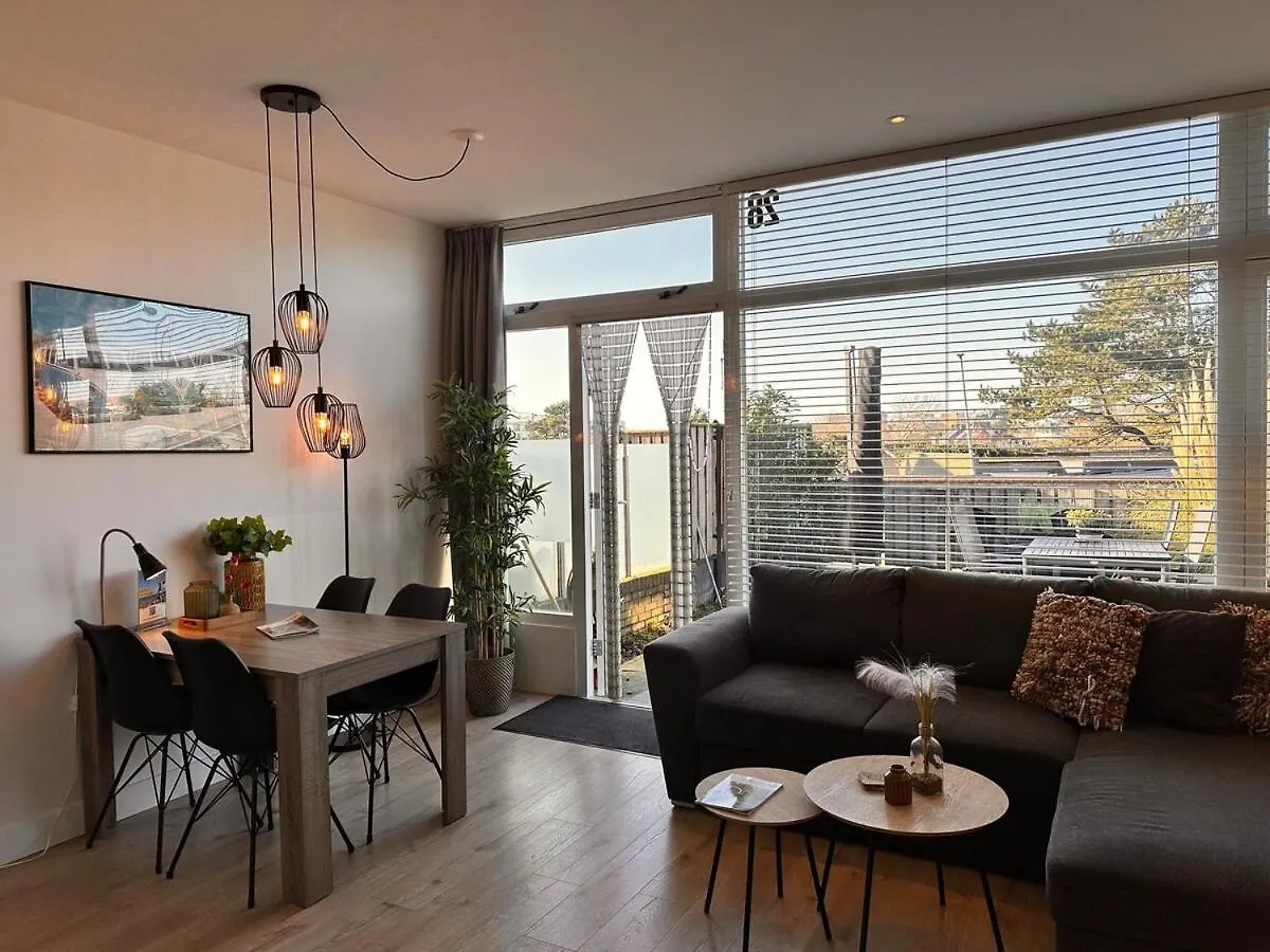 De Schelp 28, Free Parking Daire Zandvoort 0*,  Hollanda
